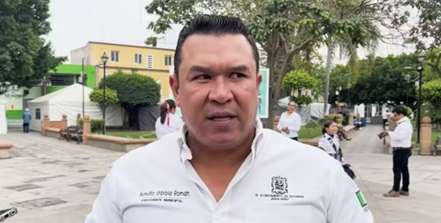Vecinos hacen trabajo de Urbiola