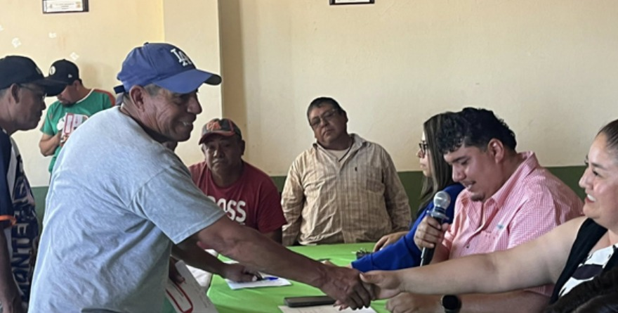 Cárdenas recupera su canasta básica