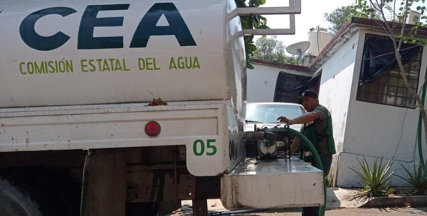 CEA abastece agua tras falla de Interapas