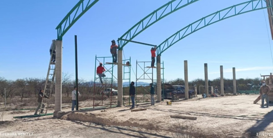 Cedral: Avanza techado en telebachillerato