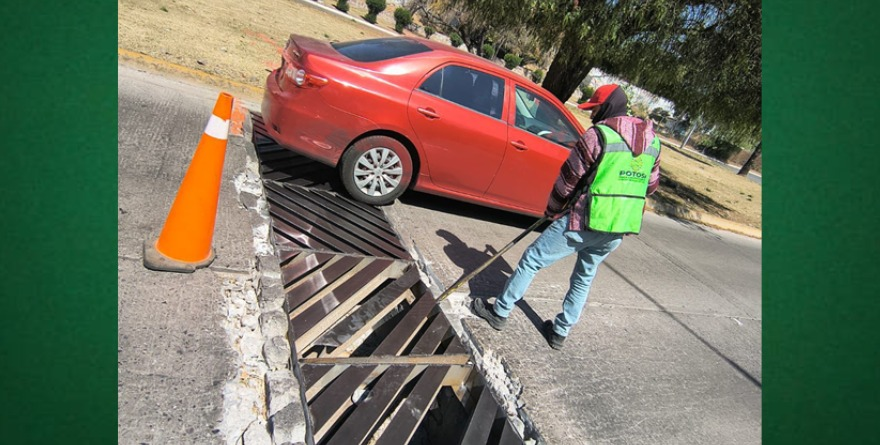 Atienden rejilla en Río Santiago