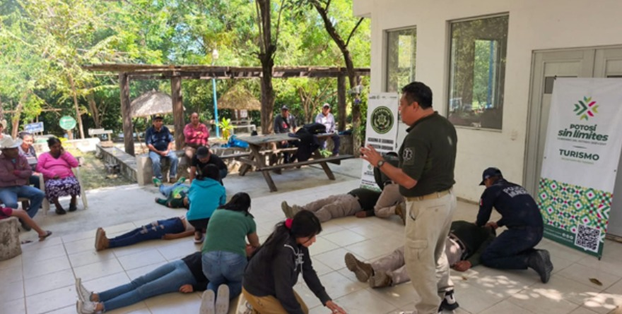 Capacitan para turismo seguro