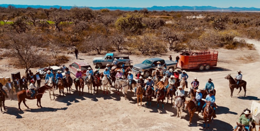 Vanegas honra su pasado