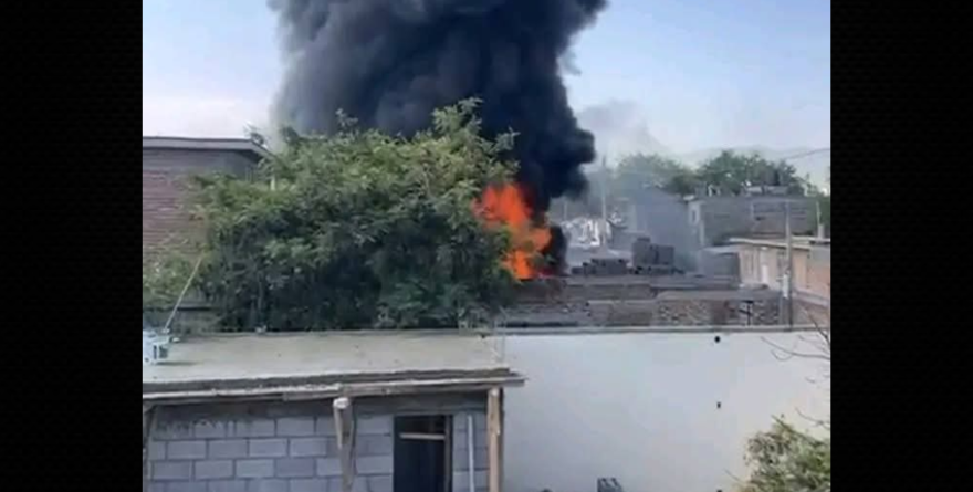 Incendio consume vivienda en La Libertad