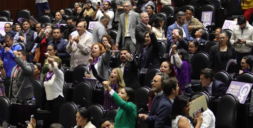 SUAVIZA MORENA SIN CEDER ‘CONTROL’