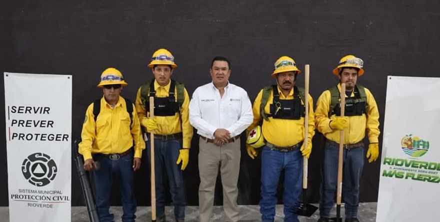Fortalecen brigada con nuevo equipo