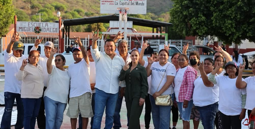 Inician entrega de láminas en Rioverde