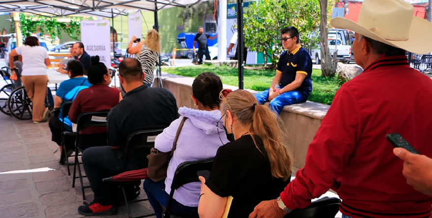 Acercan asesoría jurídica en Pozos