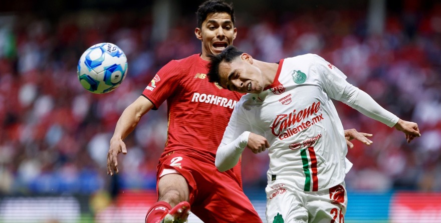 CAEN LAS CHIVAS EN TOLUCA