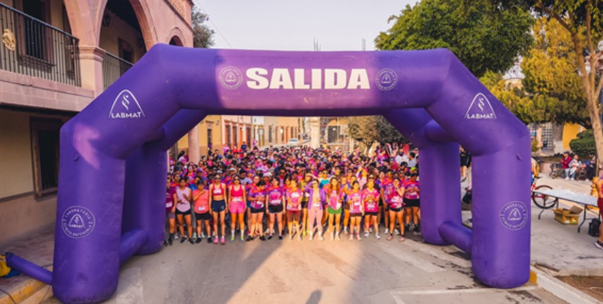 Conmemoran lucha con carrera.