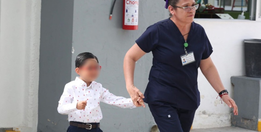 Menores reciben nuevas familias.
