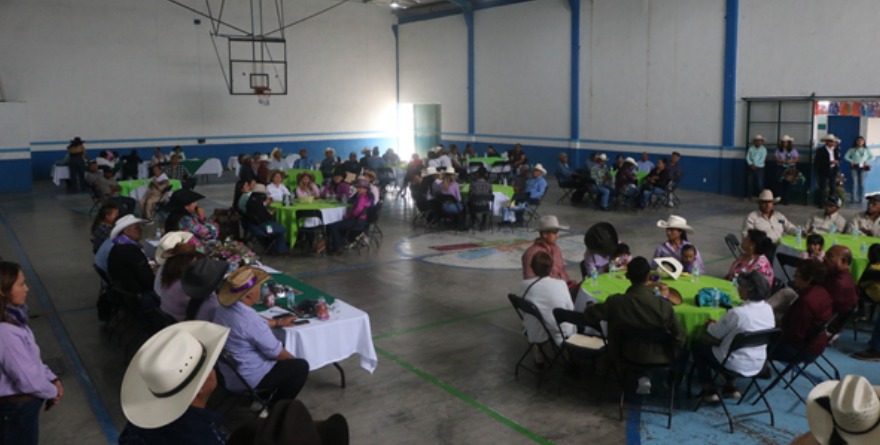 Inauguran Expo Ganadera con entrega de apoyos