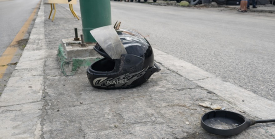 Camión cañero mata a mujer motociclista