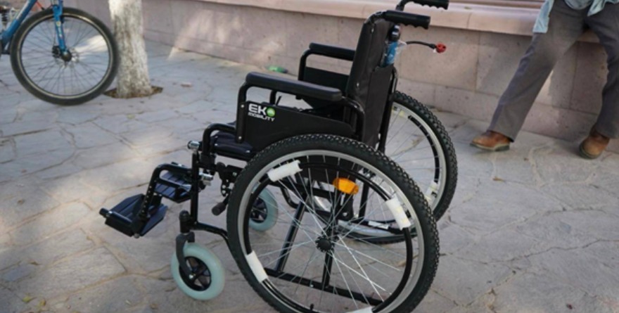 Rayón entrega apoyos en comunidad Obregón