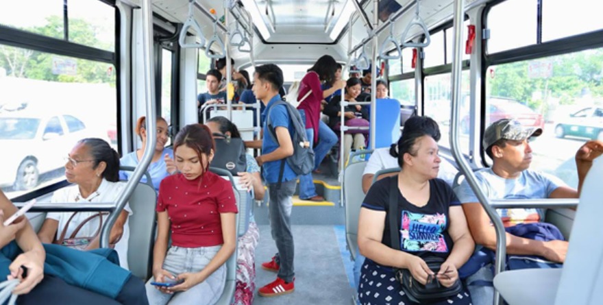 SCT autoriza alza al pasaje; transporte sube dos pesos