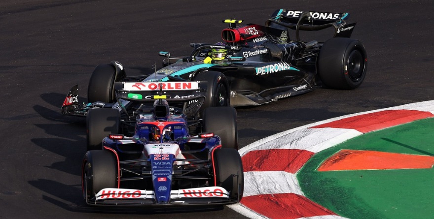 LE PEGA GUERRA A LA F1