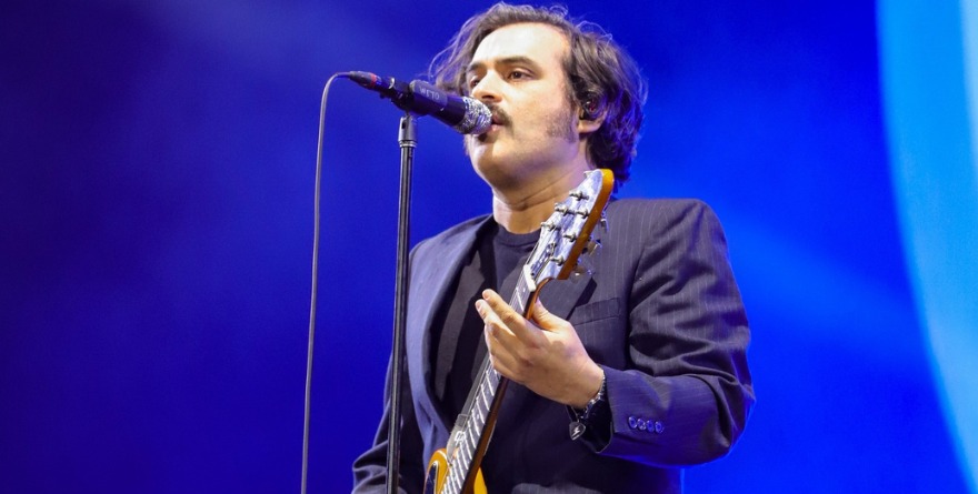 ENJAMBRE RECONQUISTA EL VIVE LATINO