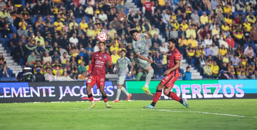 AMÉRICA CON VICTORIA SOBRE MAZATLÁN