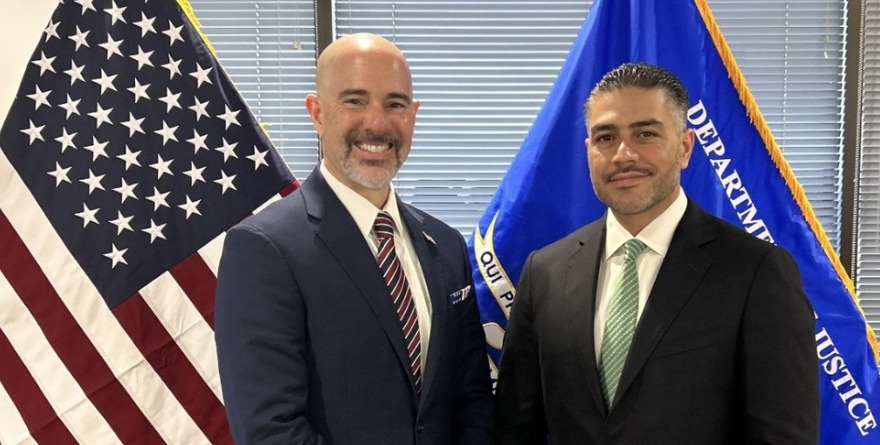 BUSCAN COLABORACIÓN PARA ATRAPAR A NARCOS