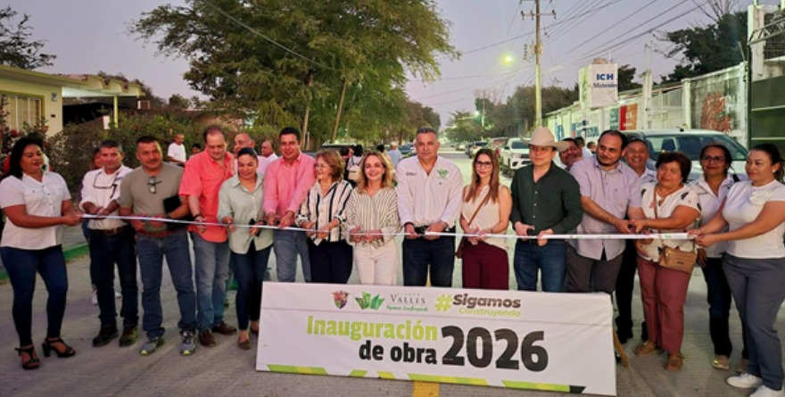 Inauguran vialidad en colonia Obrera