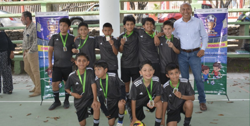 Culmina torneo escolar con nuevos campeones