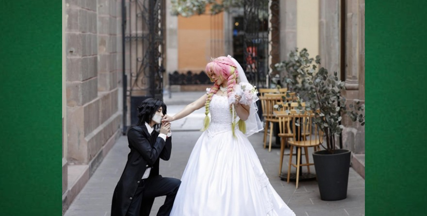 Boda otaku causa revuelo en el Centro de SLP
