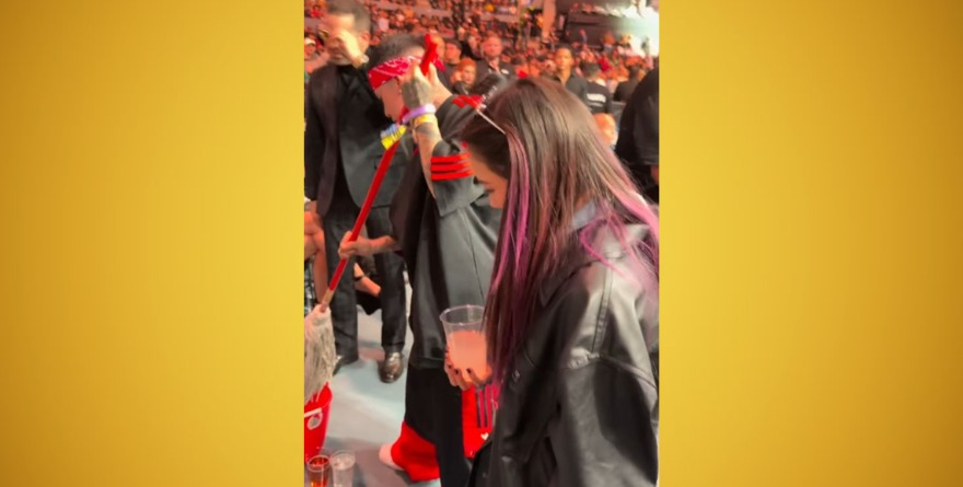 Santa Fe Klan agarra el trapeador