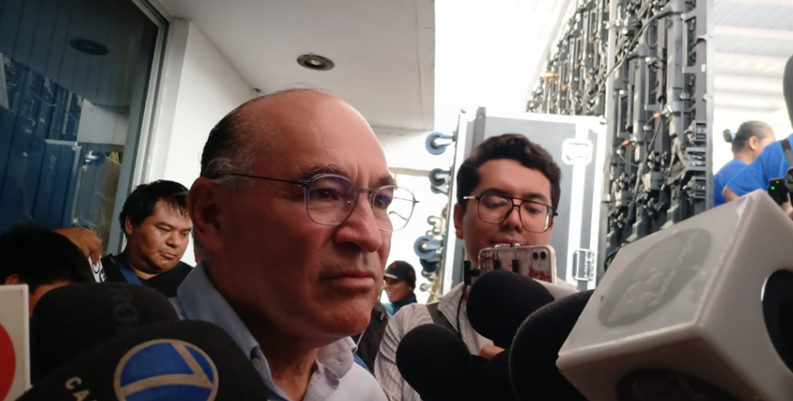 Galindo anuncia exhibición de páginas “fake”