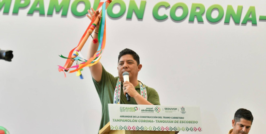 Gallardo anuncia mil 200 millones para carreteras