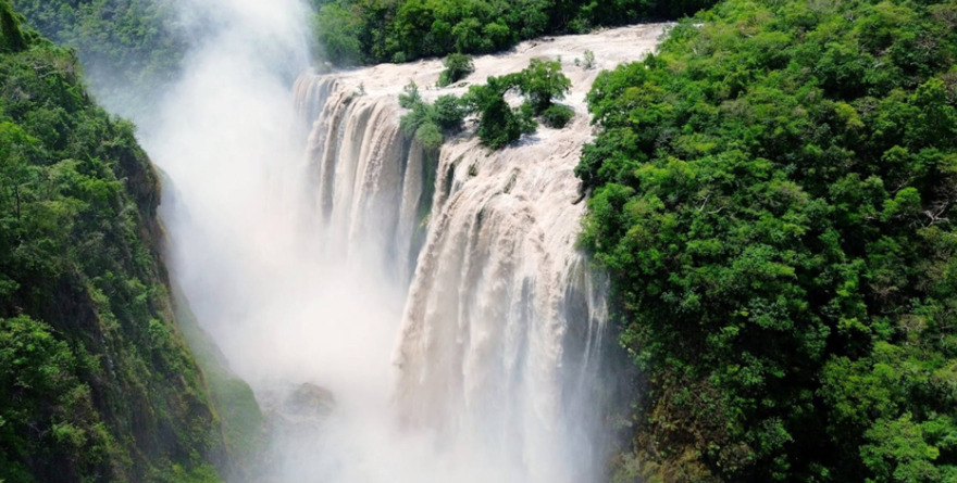 Lluvias devuelven fuerza a su caudal