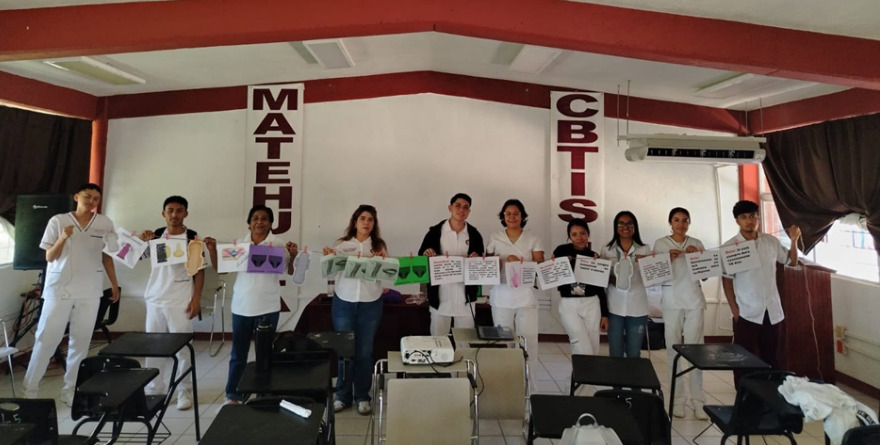 Abordan mitos sobre la menstruación estudiantil