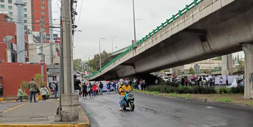 SE CONCENTRA CNTE EN METRO TASQUEÑA