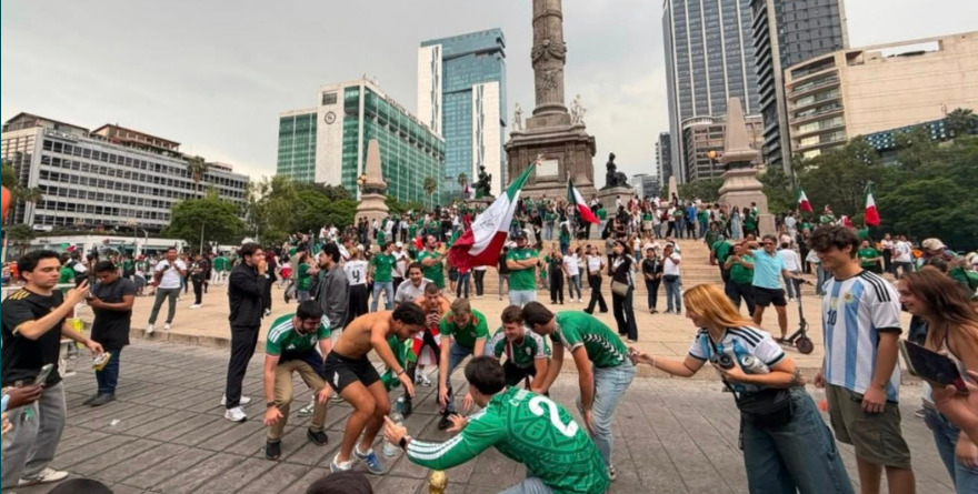 FESTEJAN EN EL ÁNGEL 20 MIL AFICIONADOS