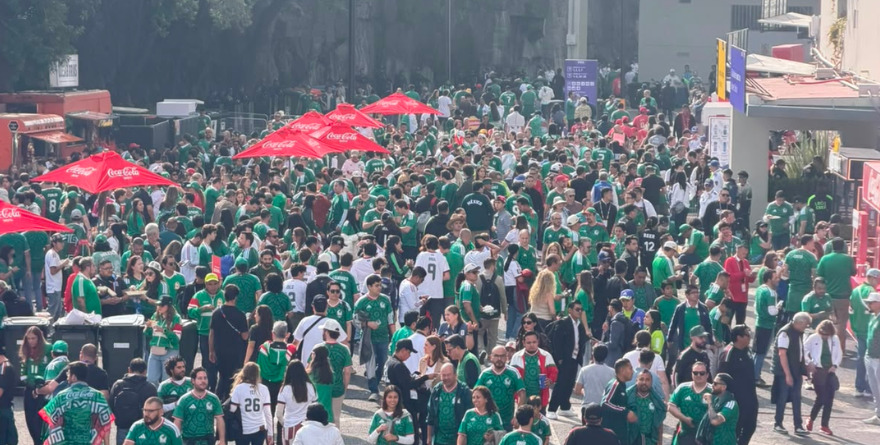 LA TRAVESÍA DE ACERCARSE AL MÉXICO CONTRA SUDÁFRICA