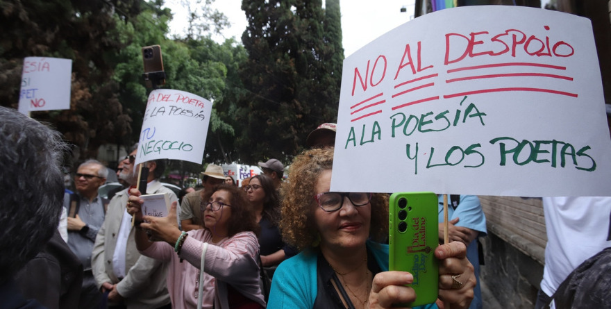 PIDEN TRANSPARENCIA EN PLAN PARA CASA DEL POETA