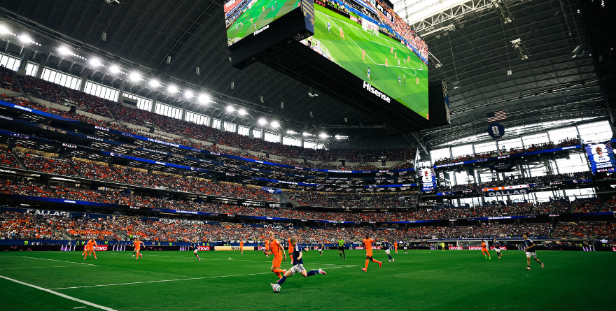 DUELAZO ENTRE PAÍSES BAJOS Y JAPÓN QUE ACABA 2-2