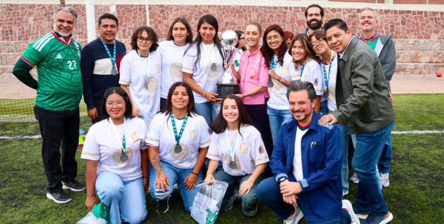 Reconocen a deportistas potosinos
