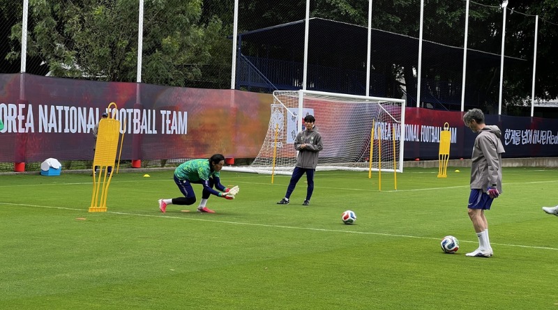 DERRIBAN DRON QUE SOBREVOLABA ENTRENAMIENTO DE COREA DEL SUR