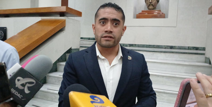Arreola buscará la gubernatura