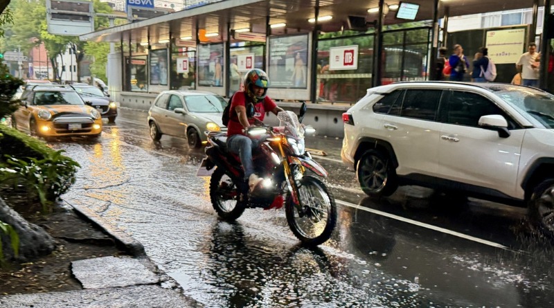 GASTAN 3 MIL 300 MDP Y LA CIUDAD SE INUNDA