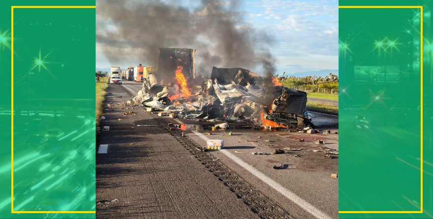Incendio de tráiler en Matehuala