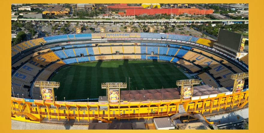 APRUEBA FIFA CANCHA DEL UNI PARA ENTRENAMIENTOS
