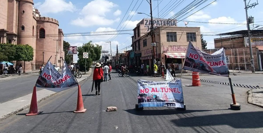 En El Saucito se unen contra paso vehicular