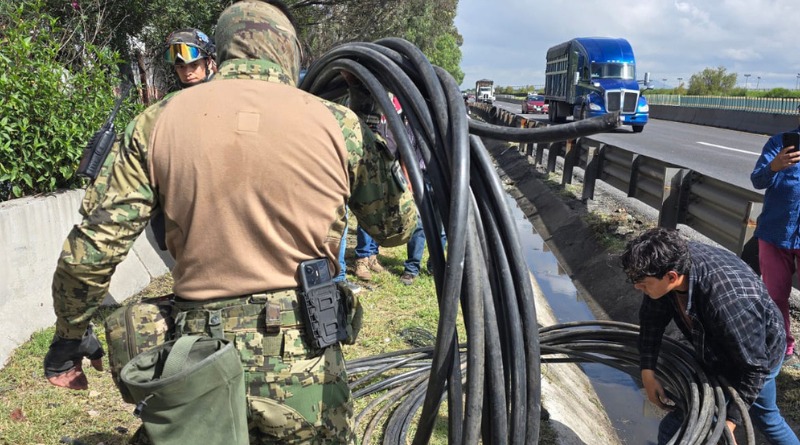 DETECTAN EN ECATEPEC ORDEÑA ILEGAL DE AGUA