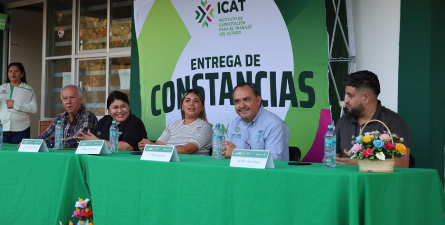 Fortalecen talleres laborales en Cedral