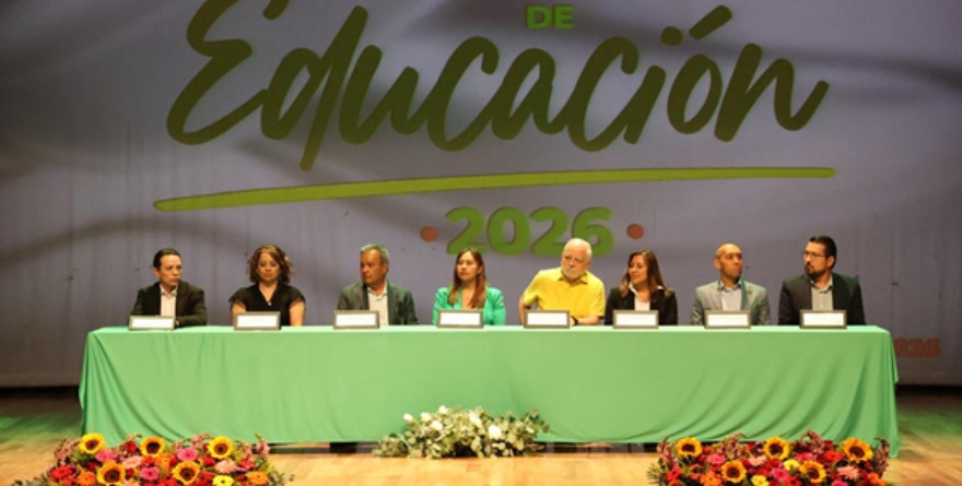 Reconocen vocación y trayectoria docente