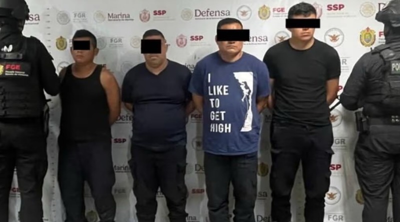 ARRESTAN A 4 POLICÍAS EN VERACRUZ POR PLAGIO DE PERIODISTA