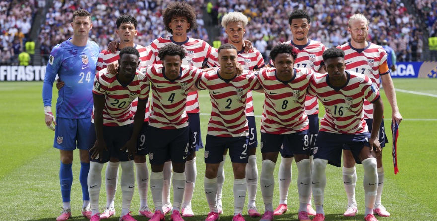 ESTADOS UNIDOS RECIBE A BOSNIA EN UN DUELO DE VIDA O MUERTE
