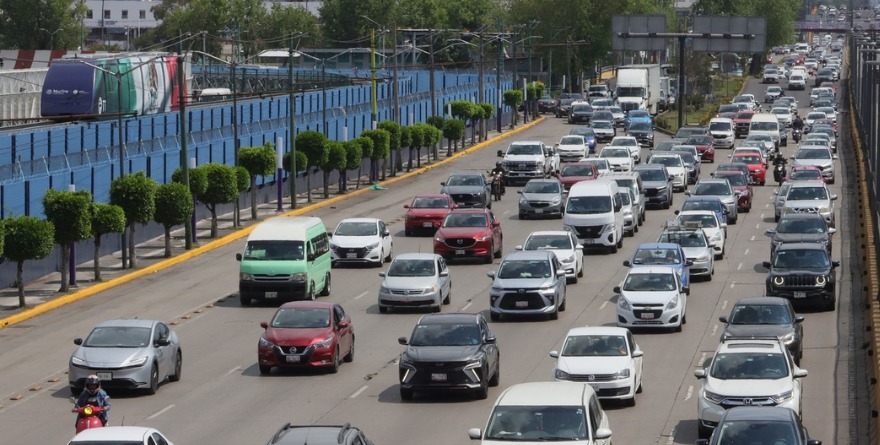 CAOS VIAL IMPACTA EN EL AICM