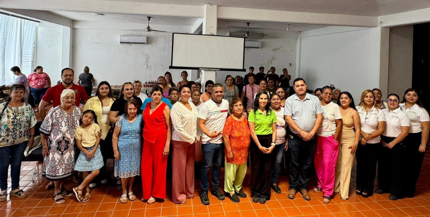 Abren el Centro Libre para Mujeres en Tamasopo 
